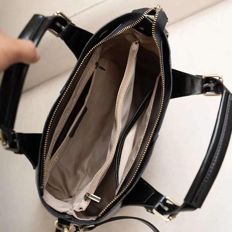 Bolsa feminina hobo Flora