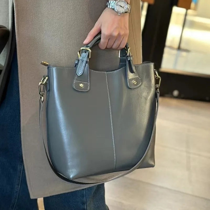 Bolsa feminina hobo Flora